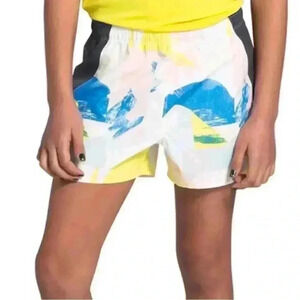 The North Face Girls Class V Water Shorts  M (10/12)